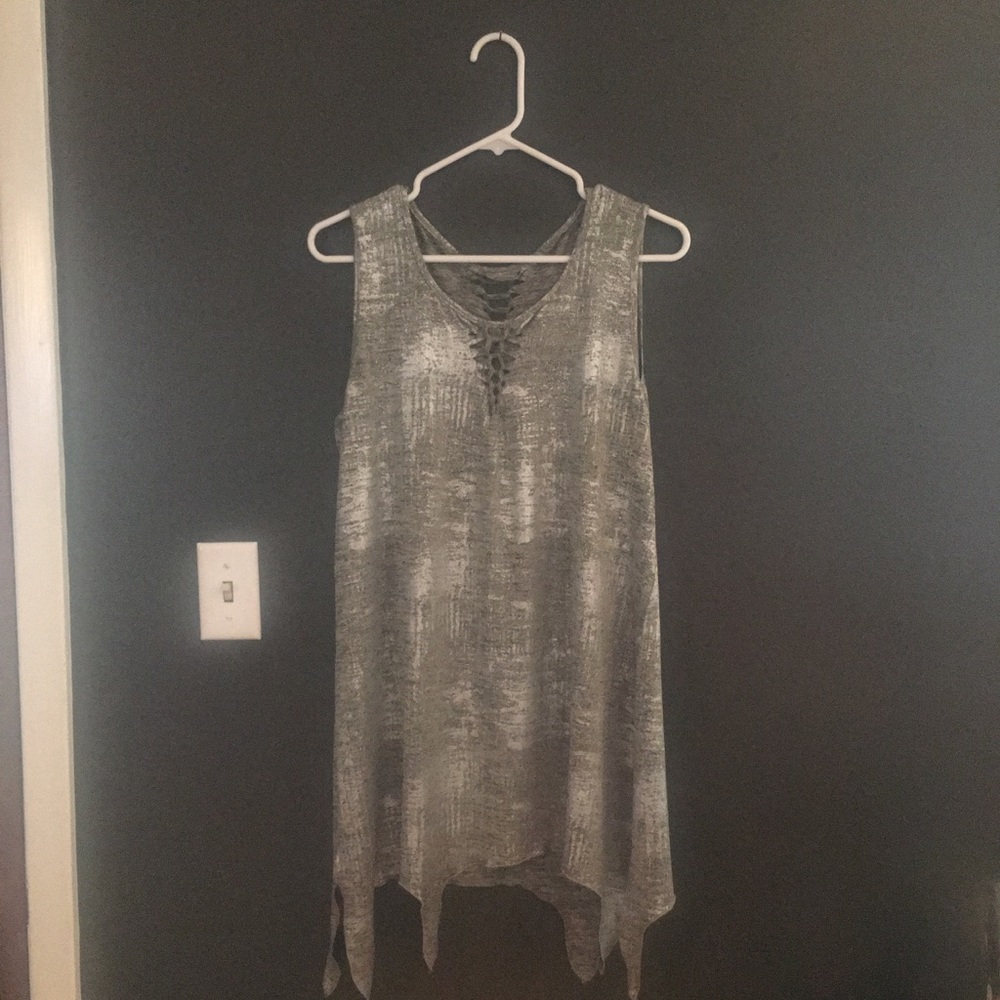 Tank top and cardigan